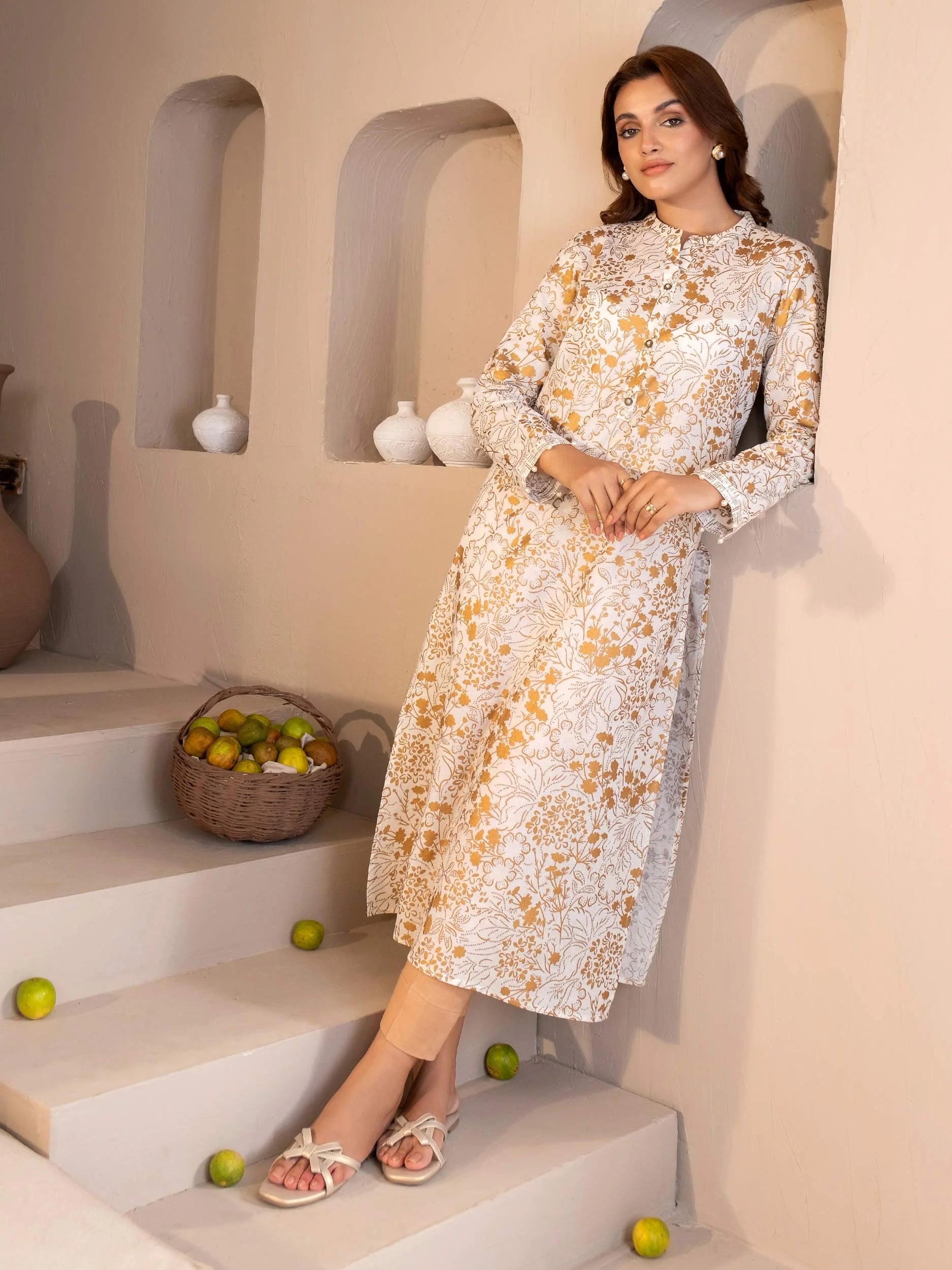 U3479White