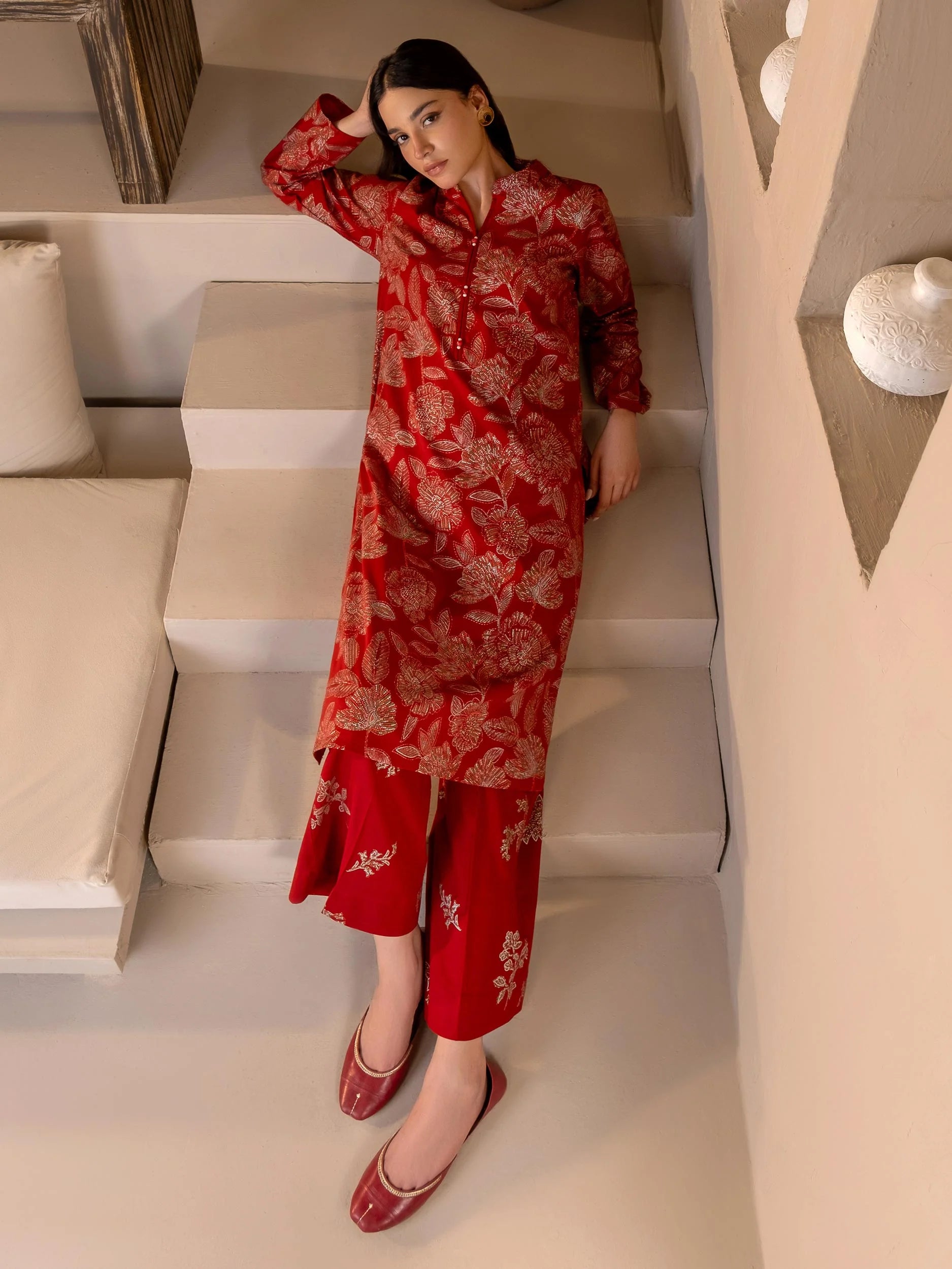 U3717RED